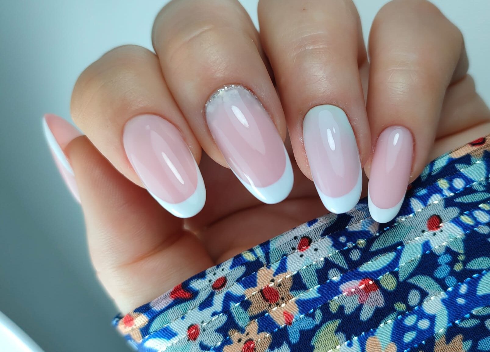 photo — pose gel